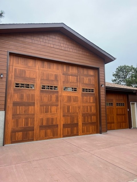 Commercial wood-design door with windows