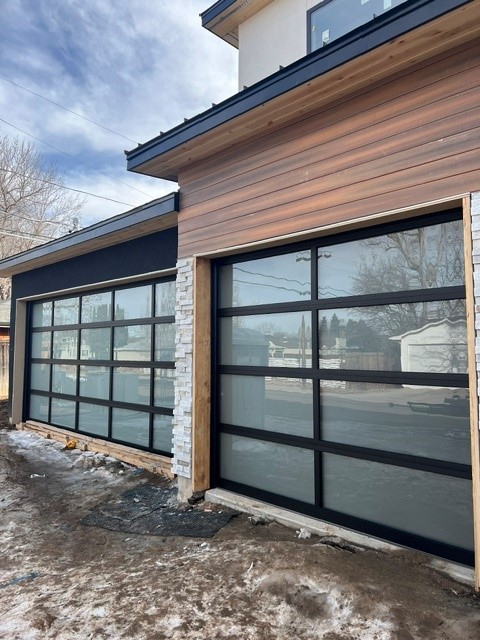 Full-view doors with frosted glass