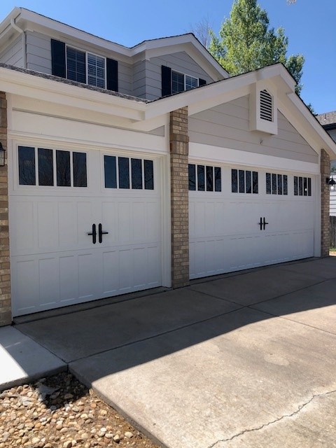 3-section doors with windows