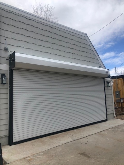 Rolling steel door