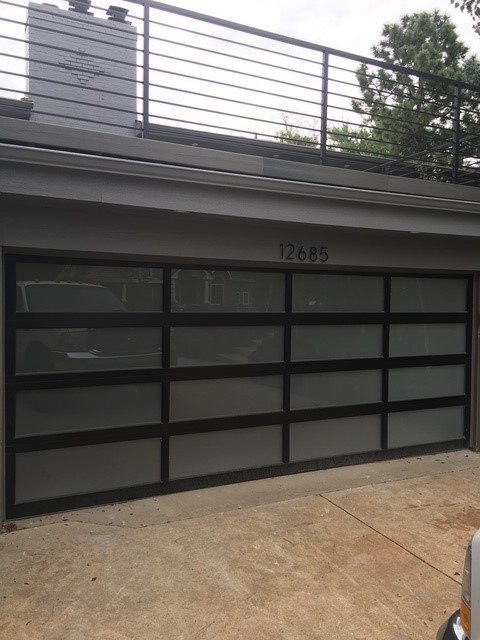 Full-view door with frosted glass